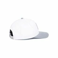 Travis Mathew Holiday SZN Hat -Golf Bag Sales travis mathew holiday szn hat white 03 32783.1671651399
